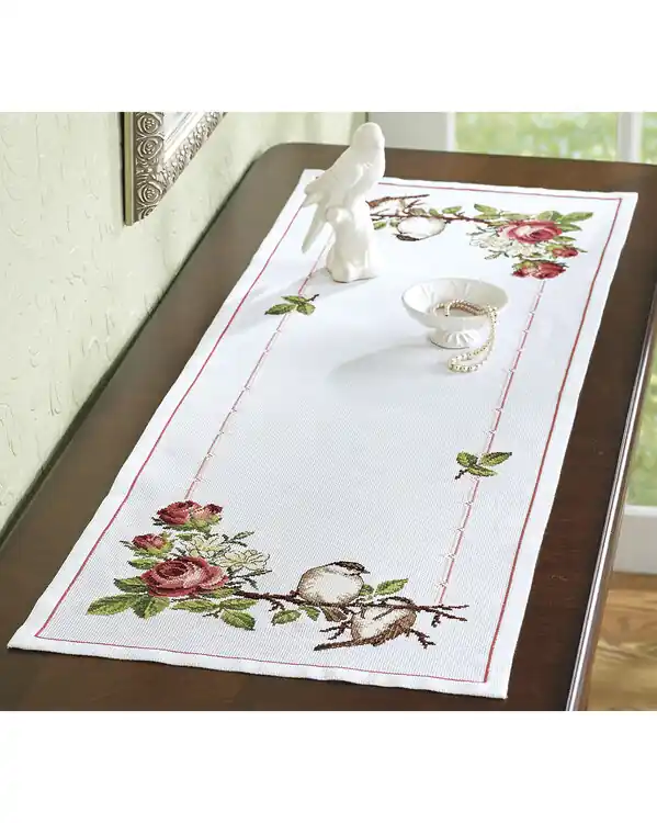 Ausverkauf Stickpackung Läufer Zwischen Rosen