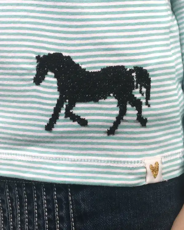 Sale Stickerei Trabendes Pferd