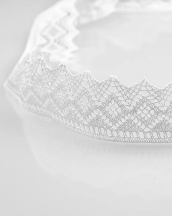 Handgefertigt Spitze zackige Kante weiß