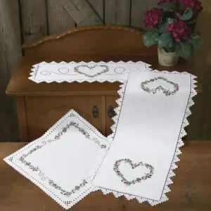 Saisonangebot Stickpackung Hardanger Winterbeeren