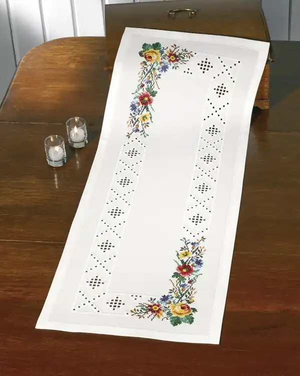 Stickpackung Hardangerläufer Blumen Expressversand