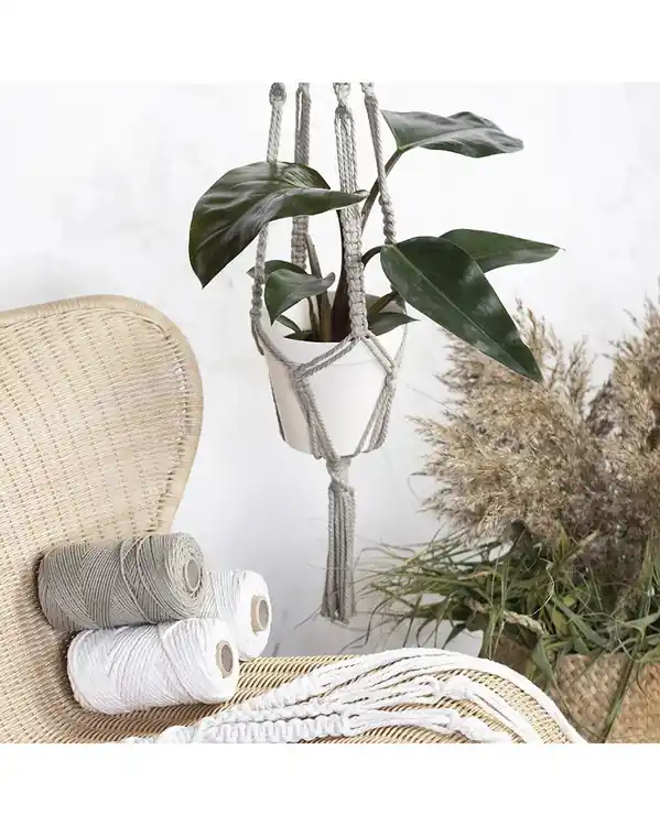 Aktuell Anleitung Macramé Pflanzenhalter