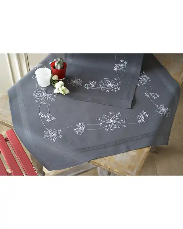 Stickpackung Mitteldecke Weiße Blumen Jetzt Kaufen