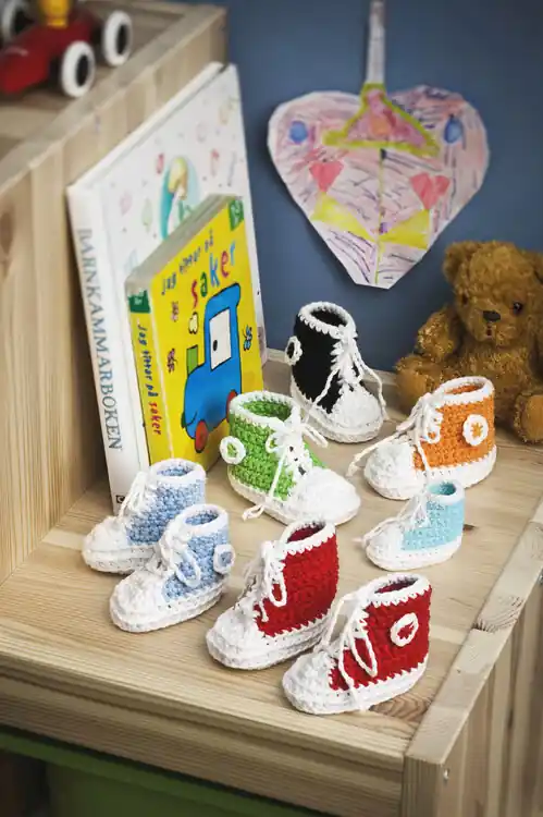 Anleitung gehäkelte Chucks für Babys Heute Kaufen
