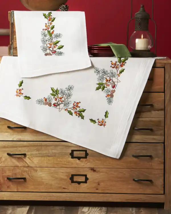 Preis Gesenkt Mitteldecke Hagebutten mit oder ohne Garn