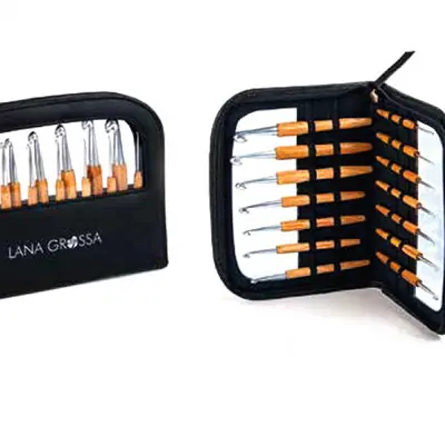 Neue Ware Häkelnadelset Alu mit Holzgriff