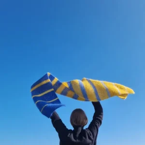 Großhandel Charityschal Ukraine aus Lana Grossa Silkhair