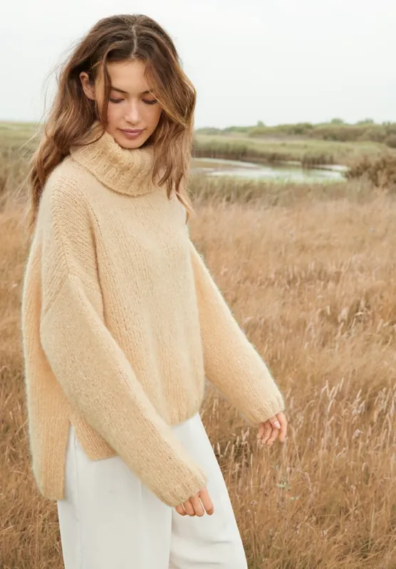 Preis Gesenkt Pulli mit Rollkragen aus Lala Berlin Brushy