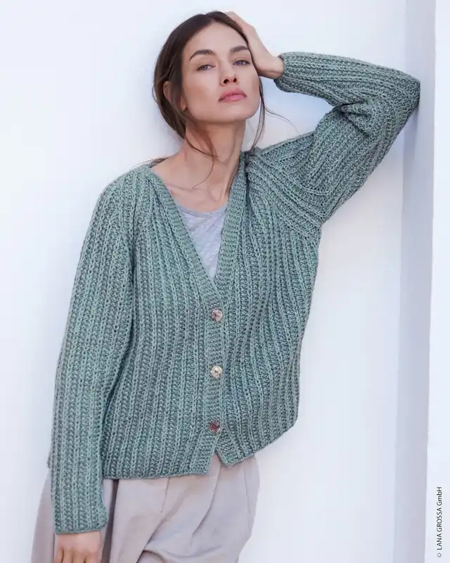 Neuheit Raglan-Jacke Mit V-Ausschnitt aus New Classic