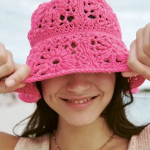 Markenware Häkelhut mit Blumenmuster aus Organico (GOTS)