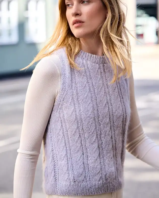 Exklusiv Pullunder Mit Zopfmuster aus Ecopuno & Silkhair