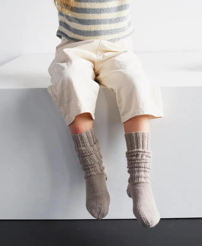 Kniestrümpfe aus Meilenweit 50g Großhandel