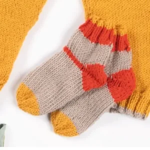 Söckchen aus Pro Lana Baby Micro Weltweiter Versand