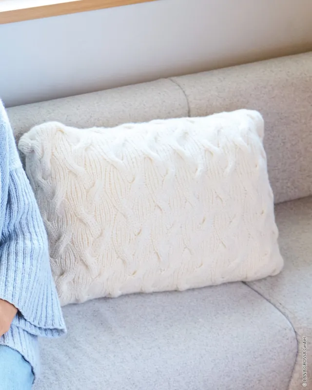 Kissenhülle Im Versetzten Rippenzopfmuster aus Alta Moda Alpaca Jetzt Zugreifen