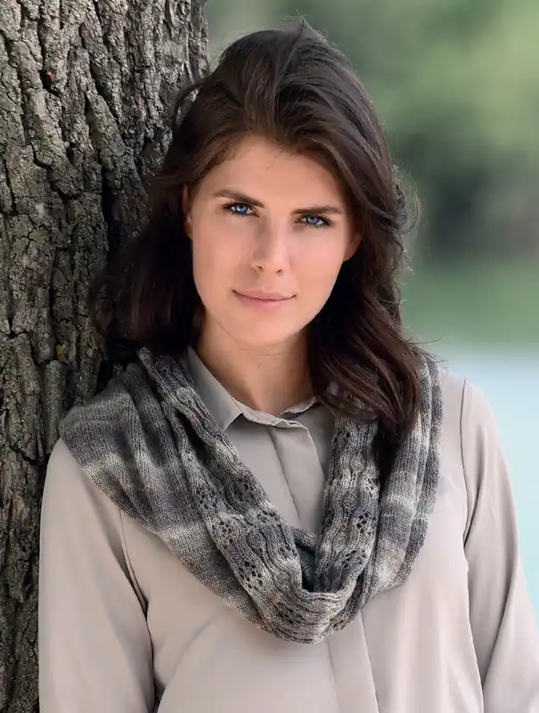 Loop aus Linie 97 Starwool Lace Color Großhandel