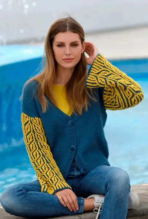 Jacke mit zweifarbigen Ärmeln aus Linie 20 Cora Jetzt Kaufen