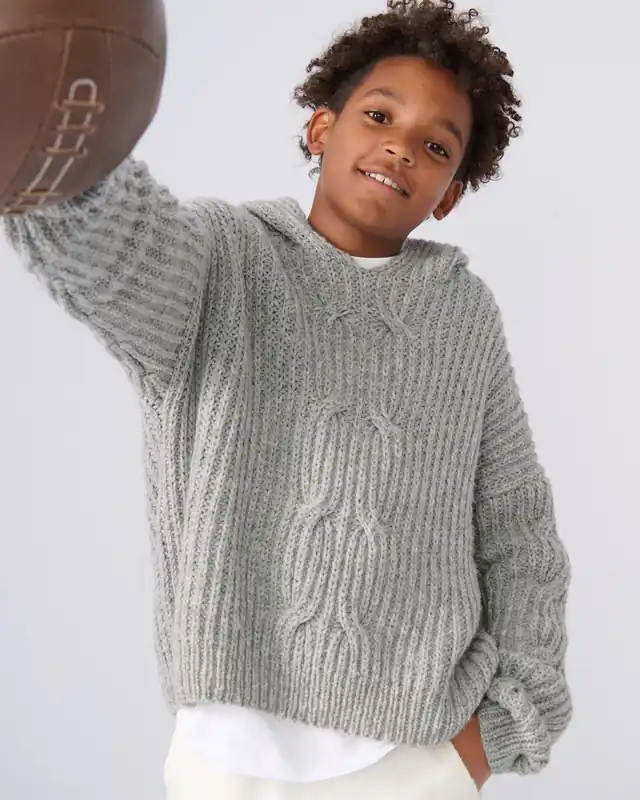 Solange Der Vorrat Reicht Pullover Mit Zopfmuster aus Cool Merino