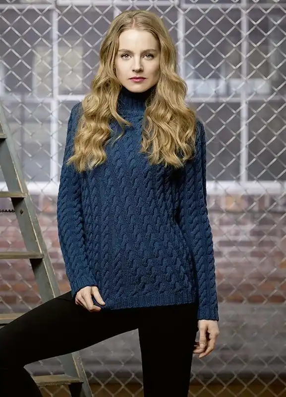 Pullover mit Zopfmuster aus Merino 120 Premium