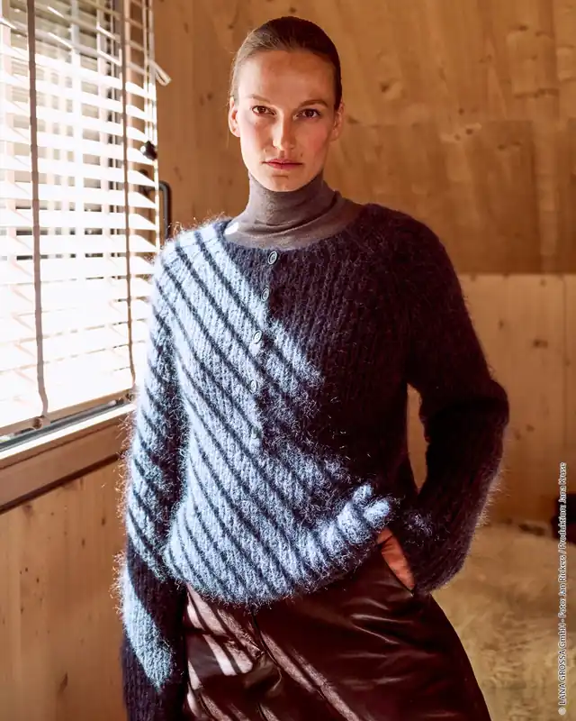 Kostenloser Versand Grauer Pullover aus Brigitte No. 3