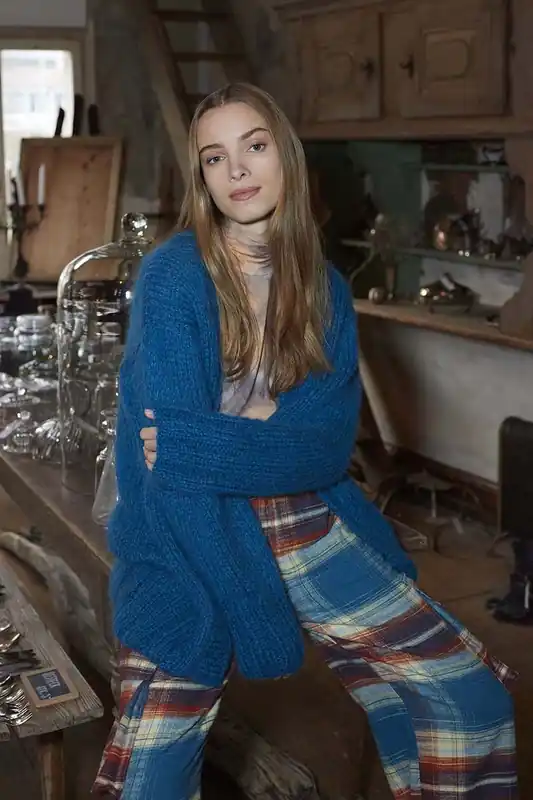 Mega-Angebot Cardigan Stay True aus WOOLADDICTS Honor