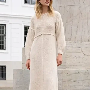Kleid Mit Betonten Nähten aus Natural Alpaca Pelo Top-Preis