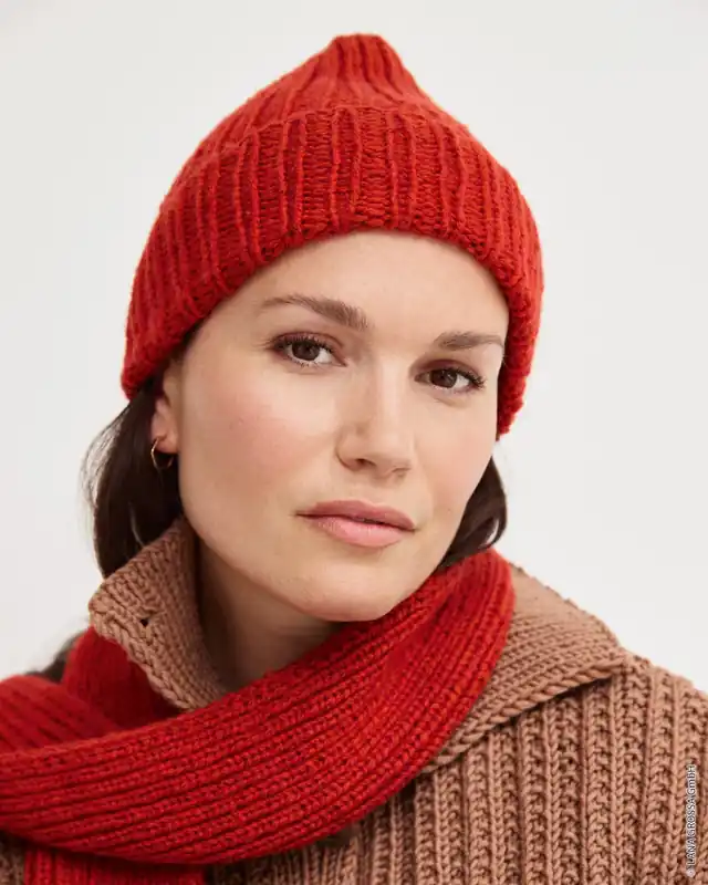 Neu Im Sortiment Mütze Mit Rippenmuster aus Alta Moda Cashmere 16