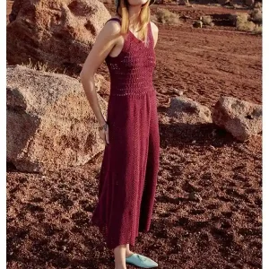 Häkelkleid aus Solo Lino Top-Qualität