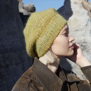 Mütze Fata Morgana aus WOOLADDICTS Glamour Sonderangebot