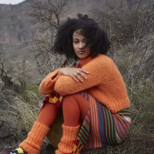 Leg warmers Small Stones aus WOOLADDICTS Honor Zertifiziert