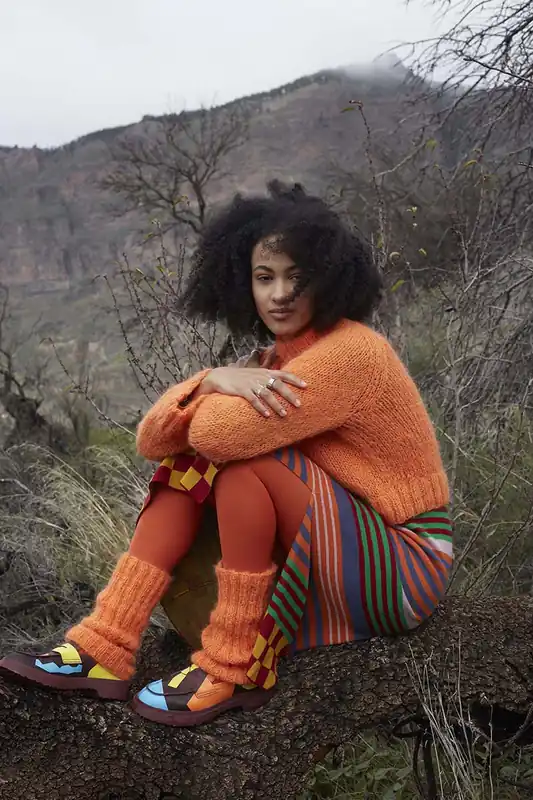 Leg warmers Small Stones aus WOOLADDICTS Honor Zertifiziert