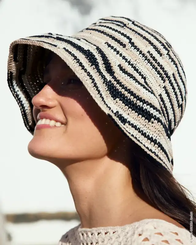 Hut In Festen Maschen Mit Krempe aus Elastico Begrenztes Angebot