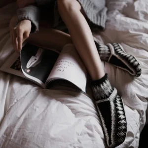 Gehäkelte Hausschuhe aus Novita 7 Brothers Gratis Versand