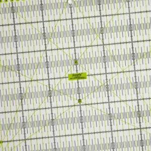 Letzte Chance Patchwork Lineal 30x30cm