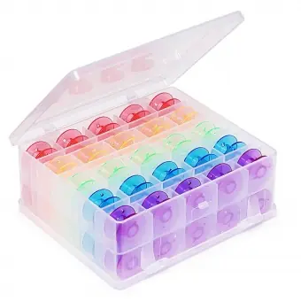 Knallerangebot Bobbin Box Spulendose mit 50 Universal-Unterspuelen – Unterspulenaufbewahrung / Spulenkästchen mit bunten Regenbogenspulen