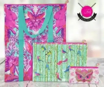 TRIO SPARSET! Limited Edition Glitzer Vinyl „Full Moon Forest II“ Projekttaschen – Original Tula Pink Hardware – Tula Pink 50th Anniversary Großhandel