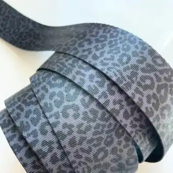 Black Leopard Print Webbing – Schwarz-Graues Leopardenmuster Gurtband für Taschen & Accessoires – Sew Hungry Hippie – 5 yards / 4,5m Sofort Bestellen