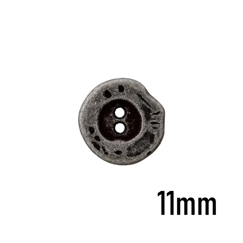 Preisreduziert kleiner runder Knopf altsilber aus Metall 11mm 2 Loch – Zierknopf Blusenknopf Kleiderknopf