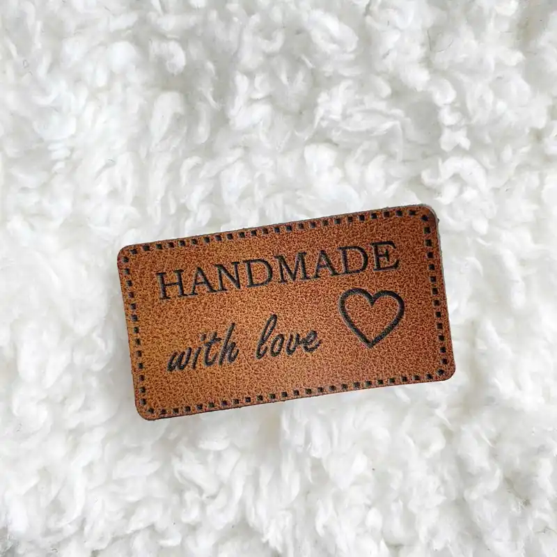 Aufnäher Label – HANDMADE braun – für einzigartige Nähprojekte, Strickwerke & Gebasteltes Top-Angebot