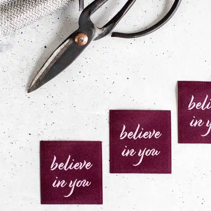 Maxi Webetikett – believe in you – Aufnäher von Farbenmix 5x5cm Heißes Angebot