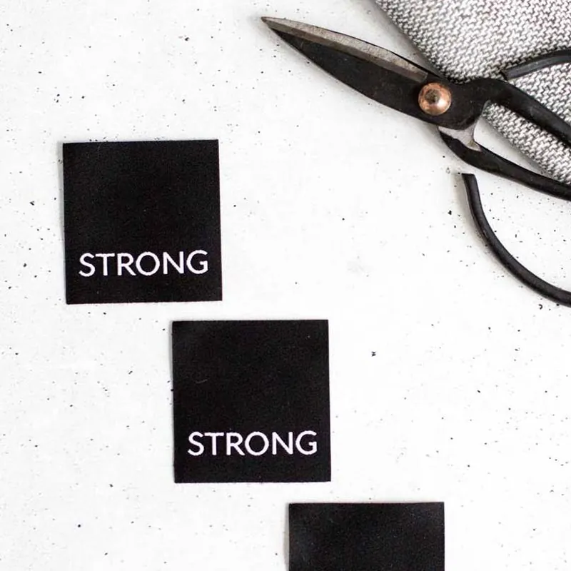 Maxi Webetikett – strong – Aufnäher von Farbenmix 5x5cm Meistverkauft