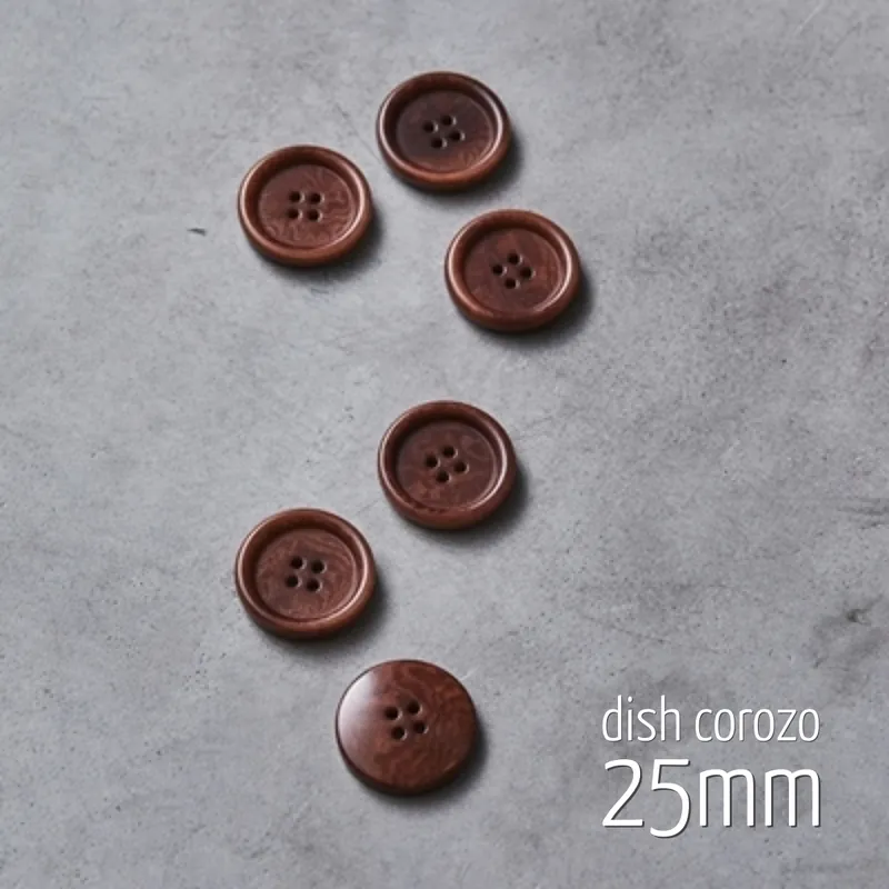 Neue Kollektion Knopf rund 25mm braun 4 Loch – Dish Corozo Button pecan von meetMILK