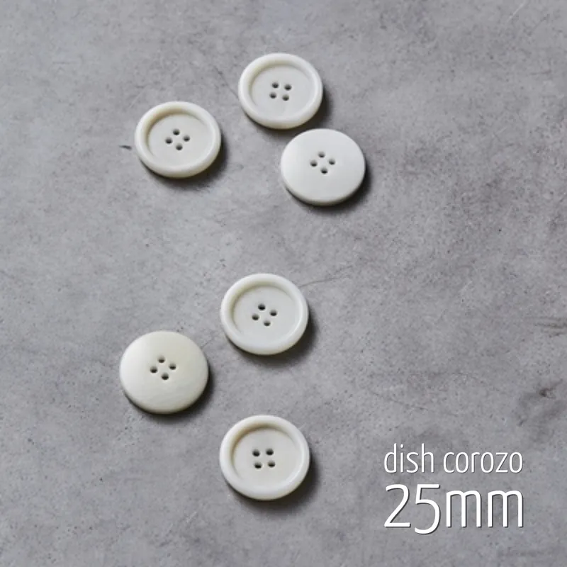 Knopf rund 25mm weiß 4 Loch – Dish Corozo Button white von meetMILK Neue Ware
