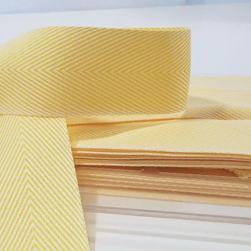 Knallerangebot Köperband gelb 3,8cm breit Fischgrät – Nahtband Einfassband Saumband Gurtband