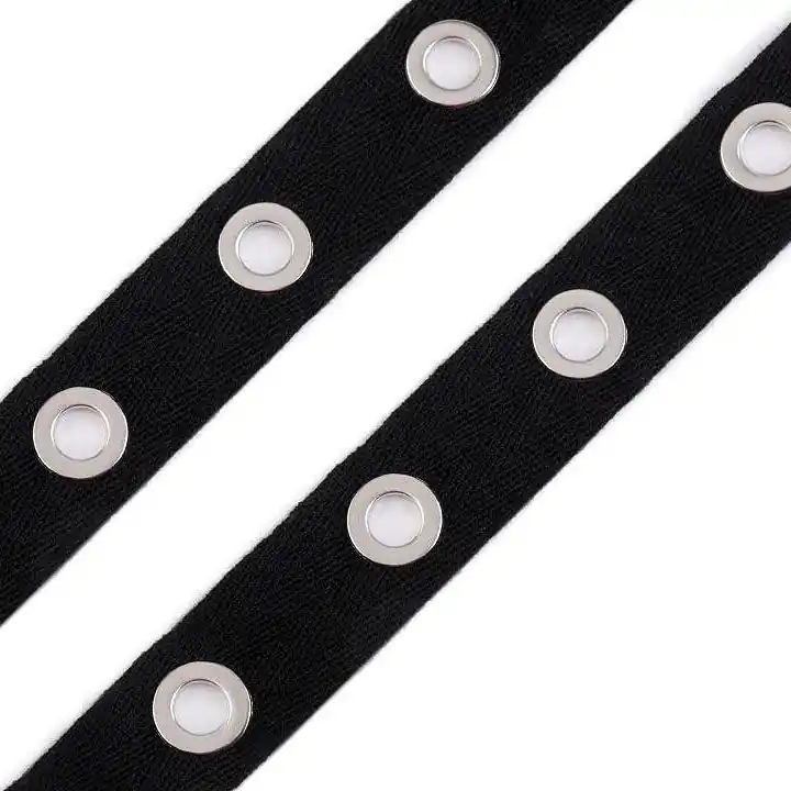 Im Trend Twill Tape Köperband schwarz mit Ösen silber 2,4cm breit – Webband Zierband