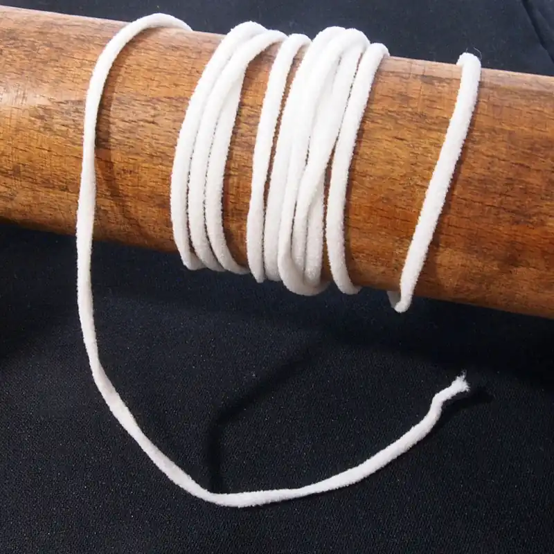 Beliebt weiches Rundgummi in weiß Ø2 mm für Masken und Bastelarbeiten – Soft Cord Maskengummi