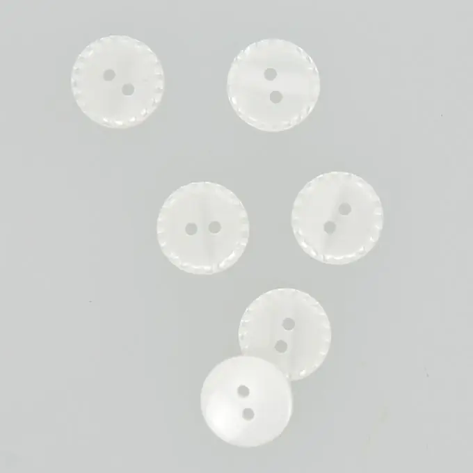 Highlight Knöpfe mit punktierten Rändern weiß 15 mm