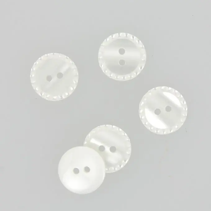 Knöpfe mit punktierten Rändern weiß 18 mm Super-Preis