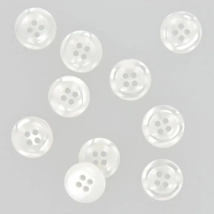 Knöpfe mit geschwungener Form weiß 11 mm Letzte Chance