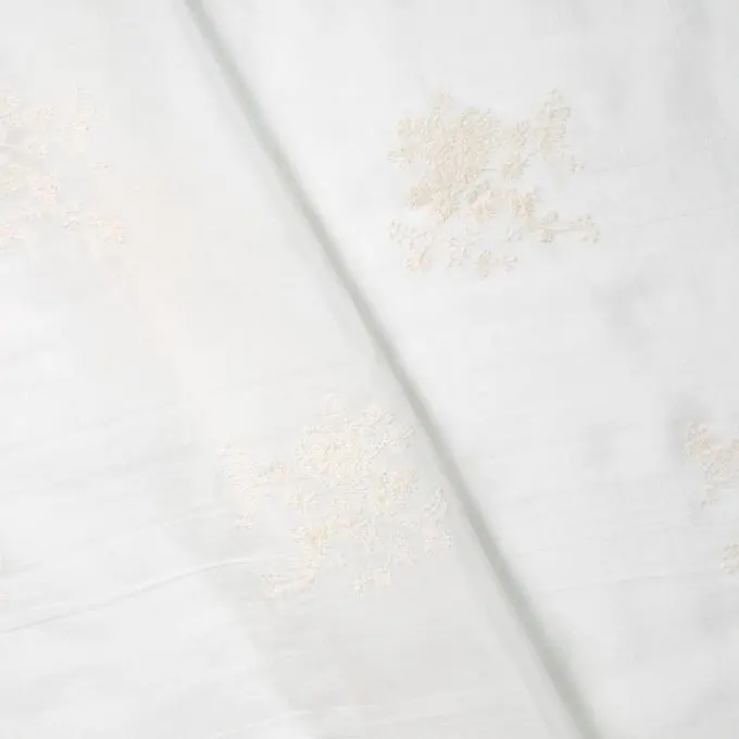 Batist Seide bestickt Blumen ecru Nur Für Kurze Zeit