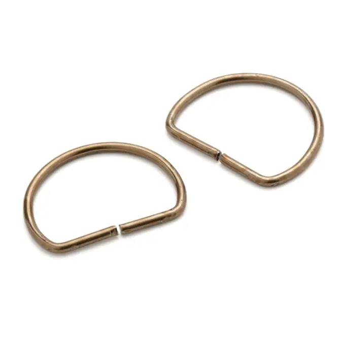 Ringe in Steigbügelform, bronzefarben Beliebt